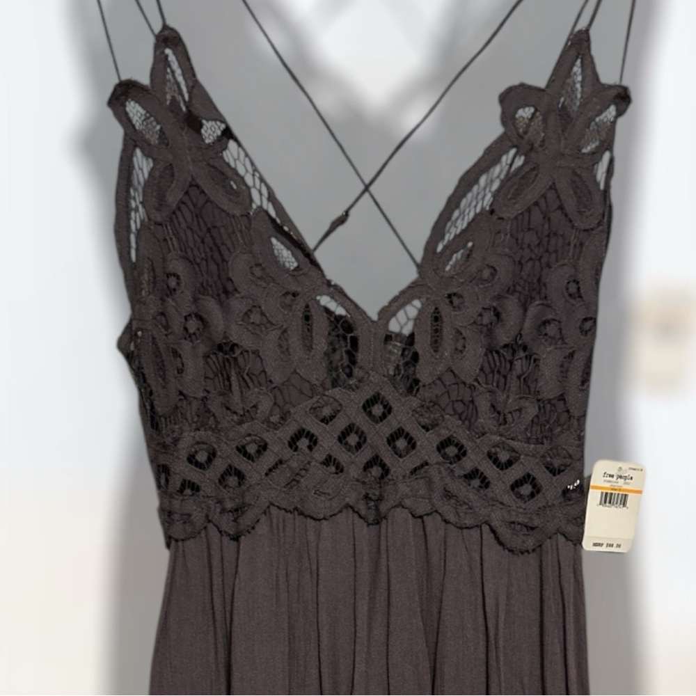Elegant Black Lace Sleepwear